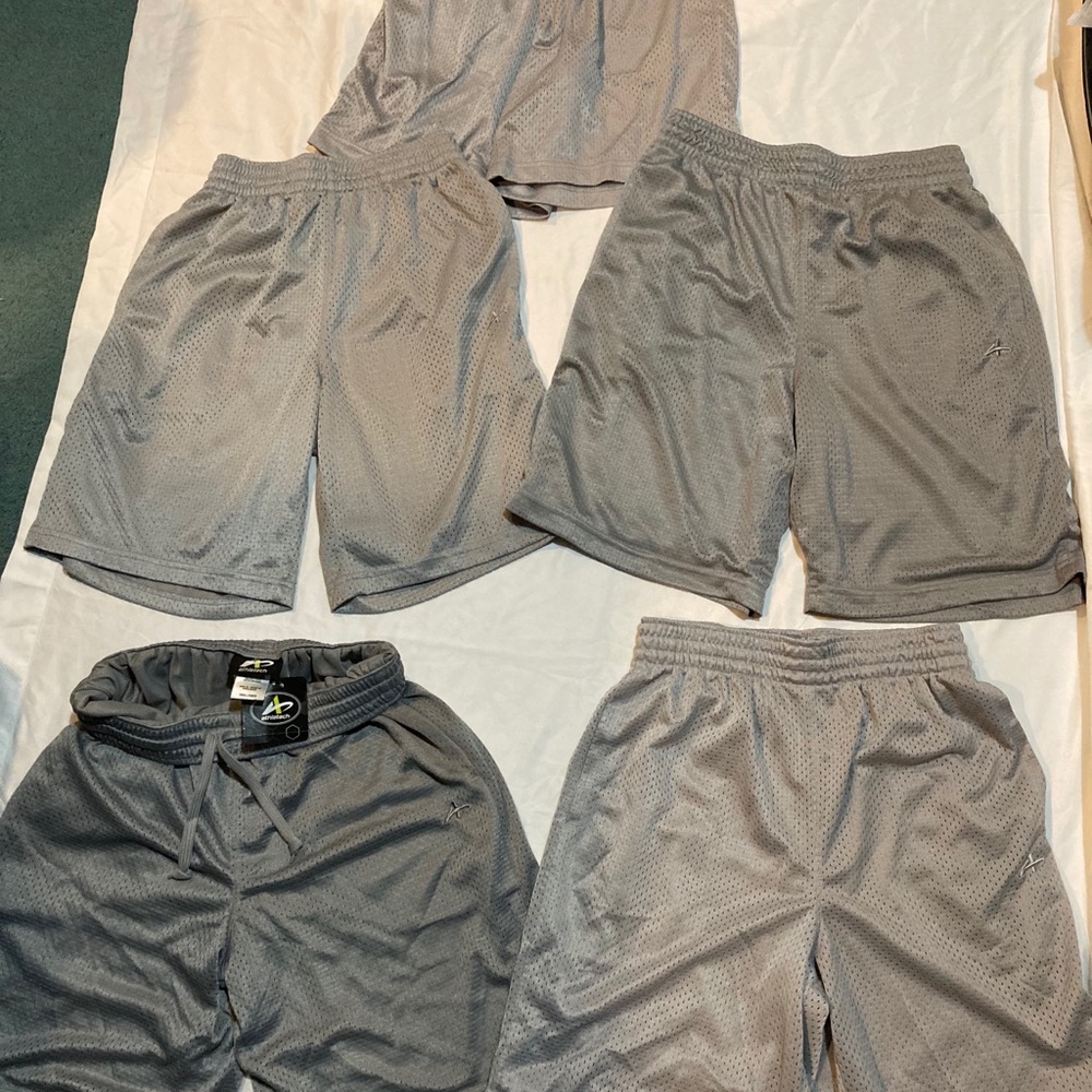 Basketball grey shorts